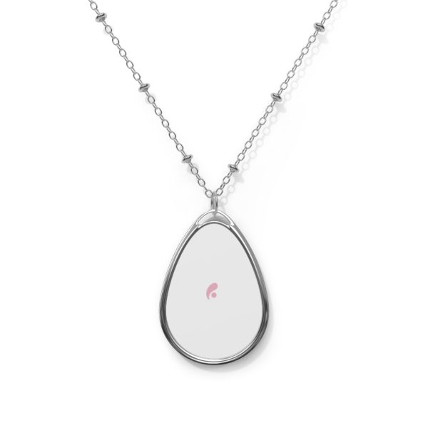 We-are Feminine Oval Necklace